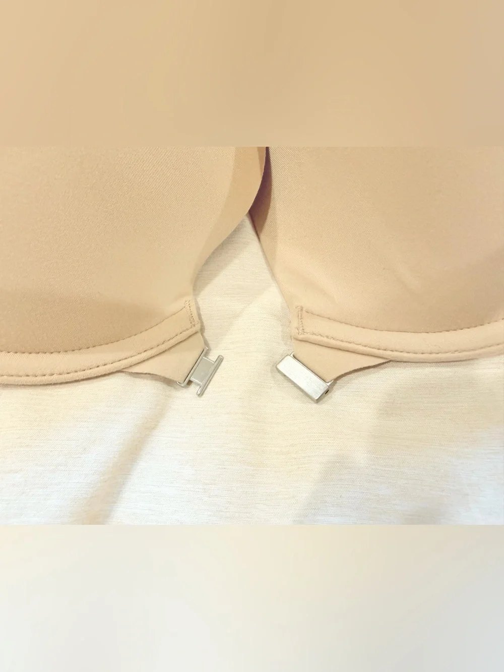 Calvin Klein - Picture 4 of 5